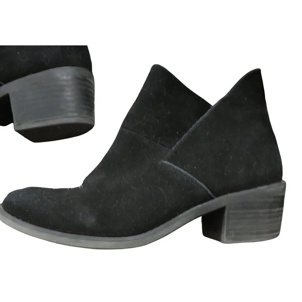 Me Too! Zest Black Micro Vegan Suede Leather Ankle Booties Boots size 7